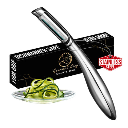 Gourmet Easy I Peeler with its gift box and a plate of peeled courgette