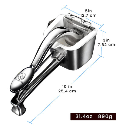 Juicer dimensions: 10 in long, 5 in wide, 3 in tall, 31.4 oz