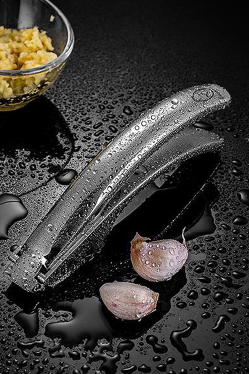 Garlic Press Stainless Steel, No Need to Peel Garlic Mincer Tool for Coarse  Garlic, Detachable for Easy Cleaning, Garlic Masher and Presser